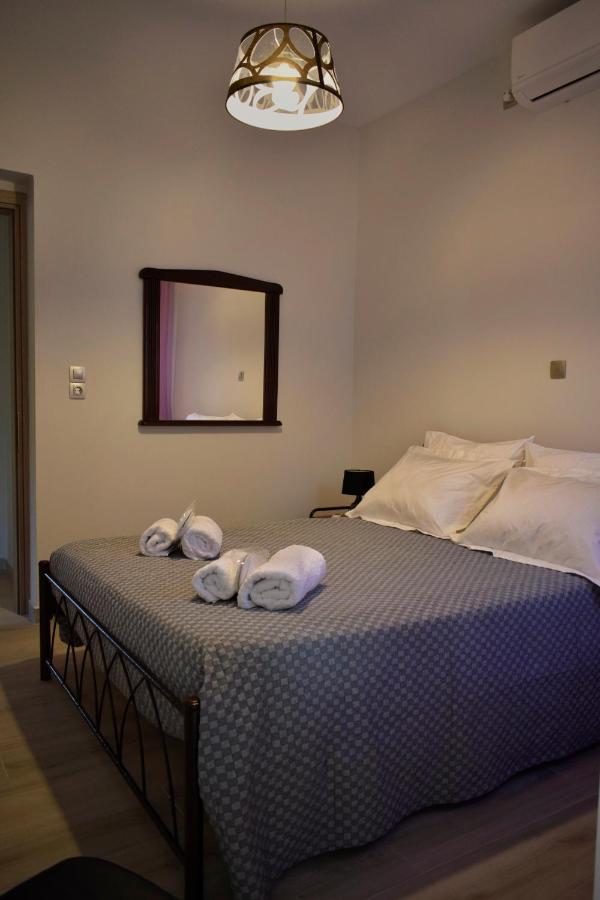 Dolphins House Apartment Lixouri Exterior photo